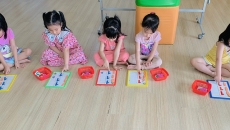 BÉ TẬP LÀM QUEN VỚI TOÁN BÉ TẬP LÀM QUEN VỚI TOÁN